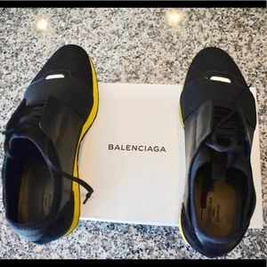 Balenciaga race runner